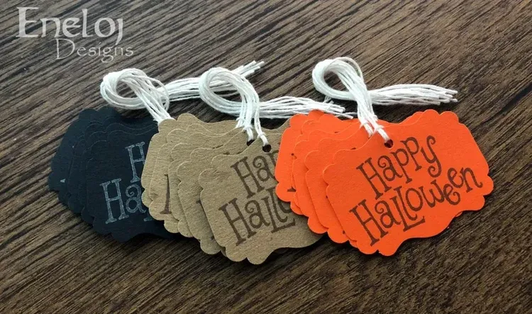 Brown Kraft Gift Tags / 'an Edible Gift' Tag With String / Hand Stamped  Favor Tags / Die Cut Gift Wrapping 