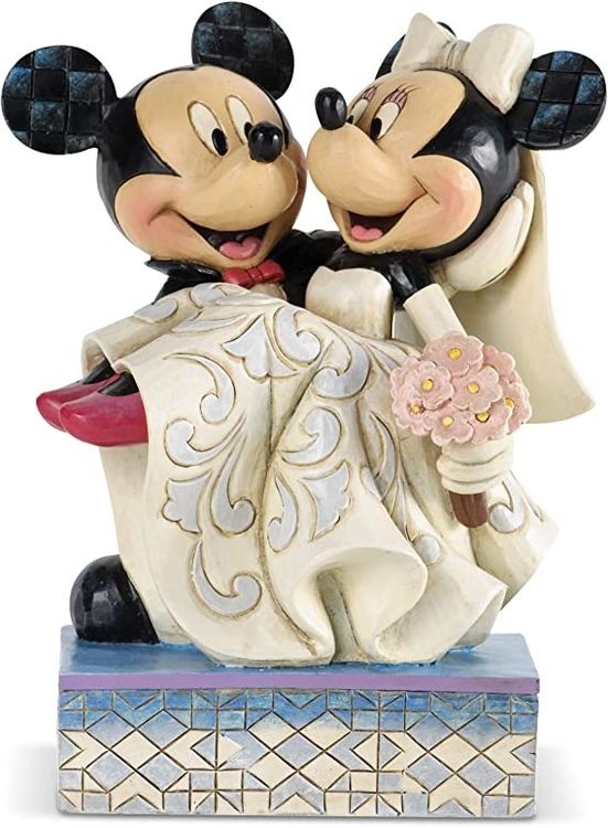 35 Best Disney Wedding Gifts For A Fairytale Loving Couple – Loveable