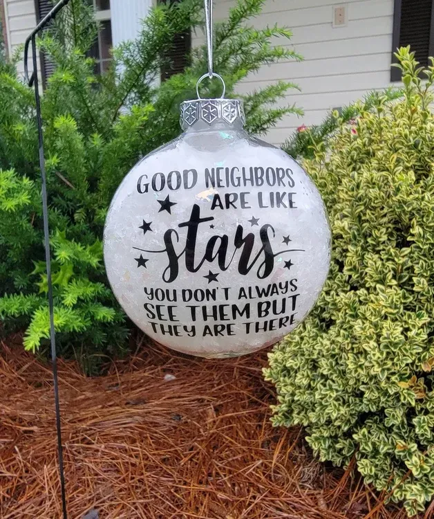 33 Best Neighbor Christmas Gifts to Show Your Friendliness – Loveable