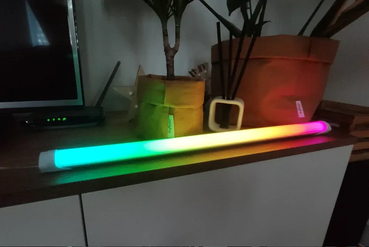Pixel LED Lamp