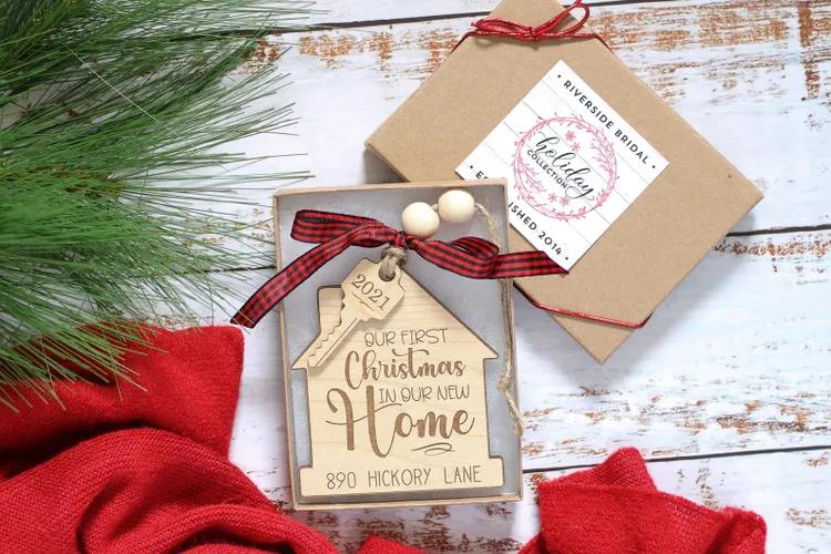 22 Best Personalized Gifts for Christmas 2021 - Custom Holiday