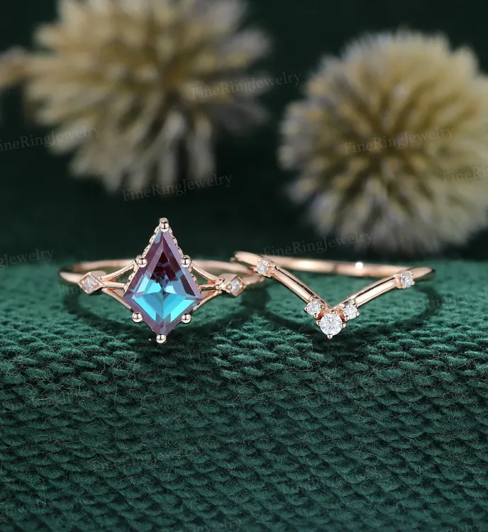 Rose Gold Moissanite Engagement Rng