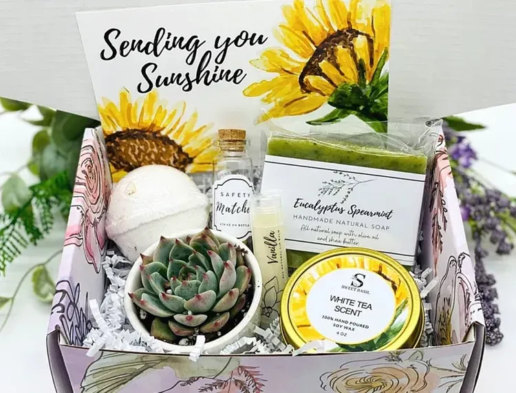  Birthday Gifts for Women, Sunflower Gifts Sending