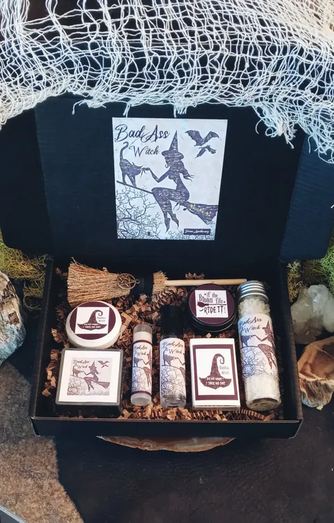 16/30 Herbs Witchcraft Kit Dried Herb Kit With Crystal Spoon Kit Home Decor  For Wicca Witchcraft Gifts For Women