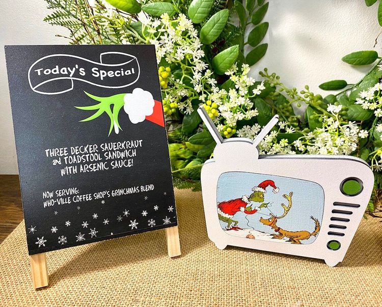 Grinch Inspired Mini Signs