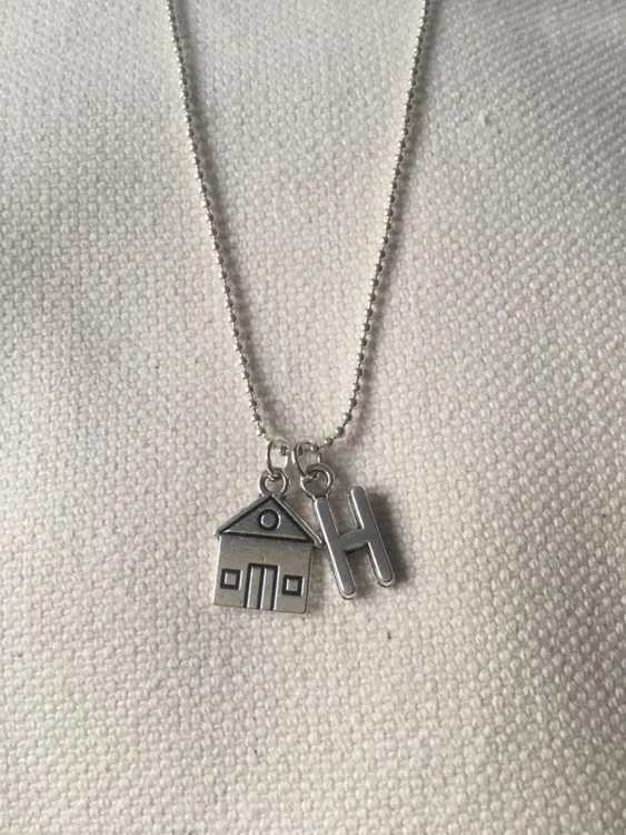 Harry’s house necklace