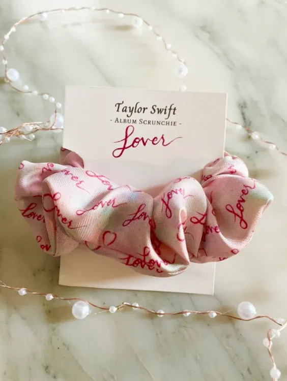 Heart Shape Lover Taylor Swift Merch Gifts for Swifties - Happy Place for  Music Lovers