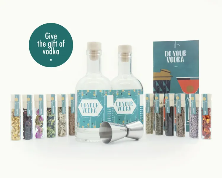 Thoughtfully Gifts, Cocktail Therapy Gift Set, Includes 4 Cocktail Mixers  and Edible Pearl, Rose Petal and Confetti Garnishes (Contains NO Alcohol)