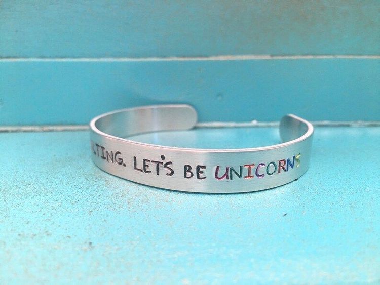  Motivational Artist Gifts, Artist Keychain, Unique Gifts For  Artist, Birthday Christmas Gifts for Friend Coworkers Dear Artist, you're  like a unicorn in a world of horses. Embrace your uniqueness and 