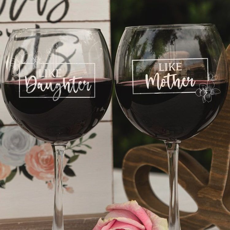 World's Best Mom - Gifts For Mom - 22 Oz Wine Glass