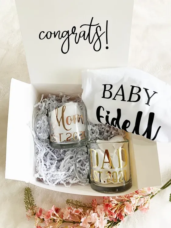 iAOVUEBY New Mom Gift Basket, Baby Shower Gifts for Mom To Be, New Mom  Gifts for Women, Pregnancy Gifts For First Time Moms Self Care Package and  Baby