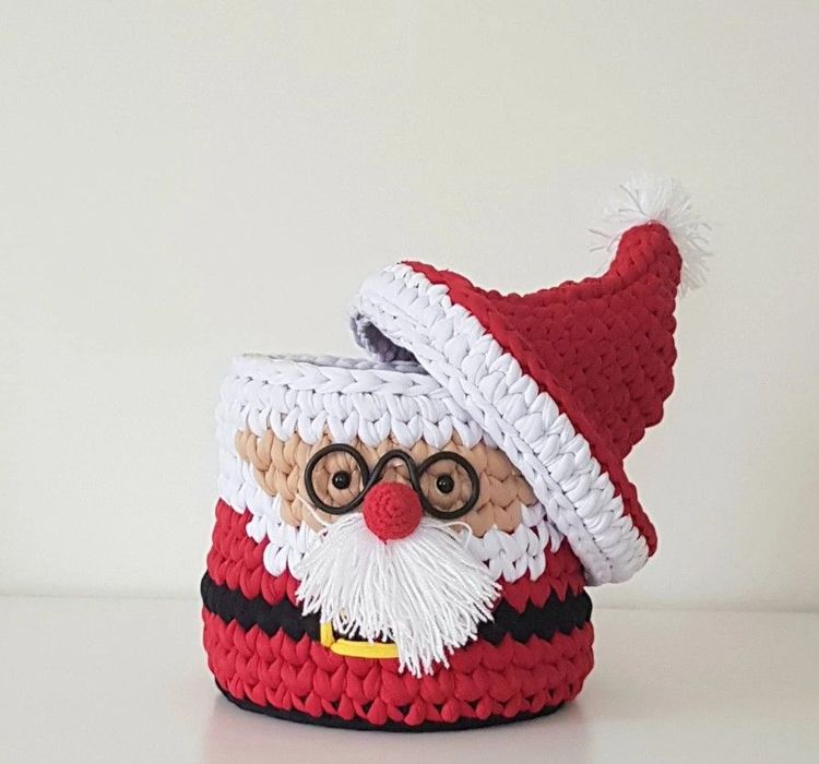 https://storage.googleapis.com/loveable.appspot.com/medium_knitted_basket_275994d134/medium_knitted_basket_275994d134.jpg