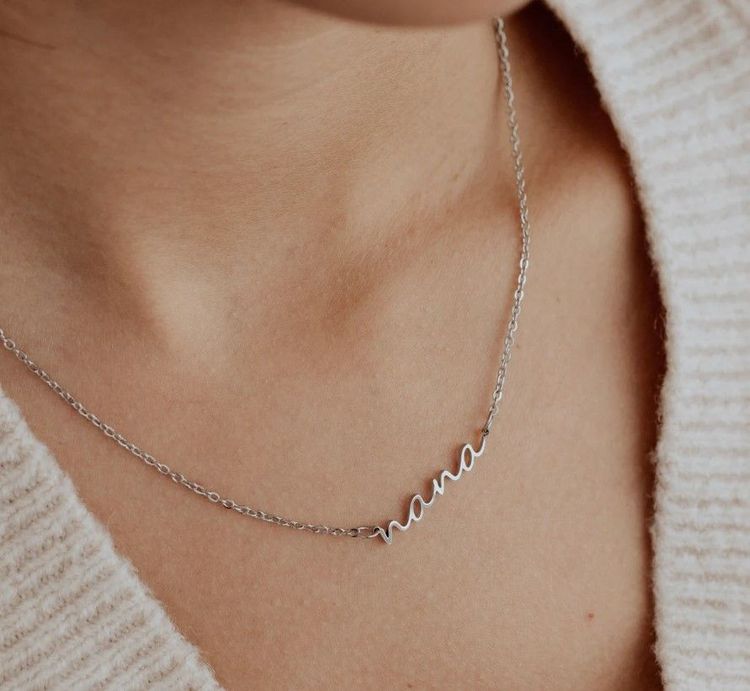 Dainty Nana Necklace