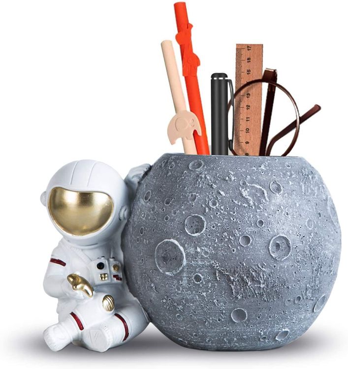 Astronaut Desk Pencil Holder