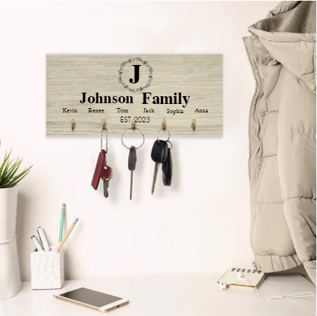 Personalized Monogram Letter & Family Name Key Hanger