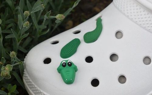 Designer Jibbitz  Crocs fashion, Crocs jibbitz ideas, Designer crocs