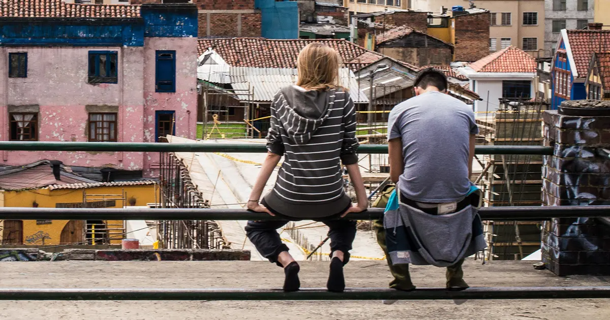 A man is giving his friend advice on how to find love.