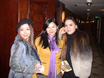 three beautiful Chinese women