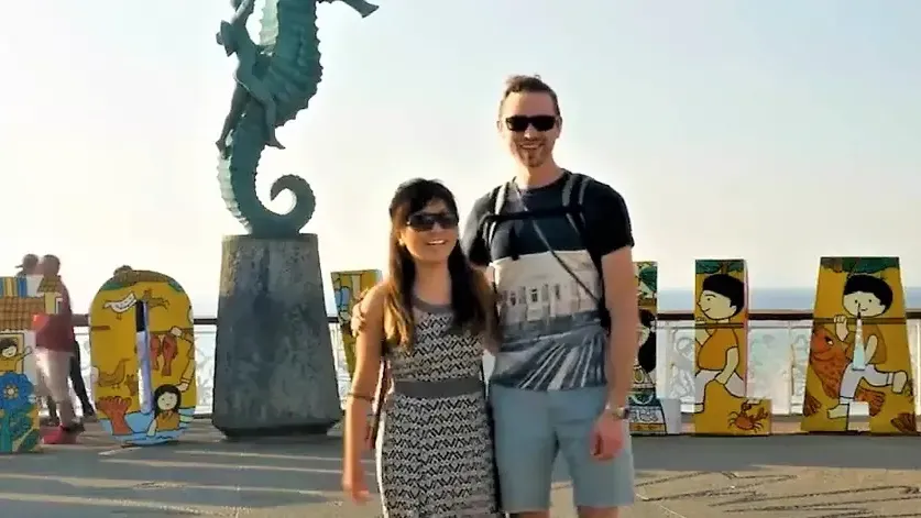 A client with his Mexican match during the social tour.