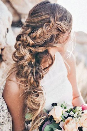 5 Easy Wedding Guest Hairstyles Easy Video Tutorials Loverly