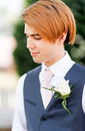 8 Ways to Stay Organized During Wedding Planning