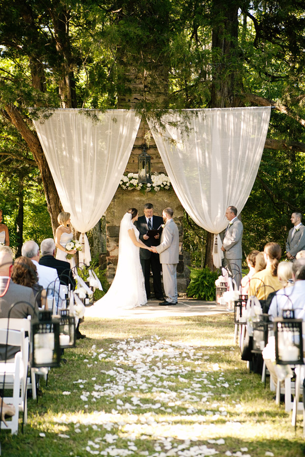 Elegant Alabama Wedding Captured By Lucky Photograhy Loverly