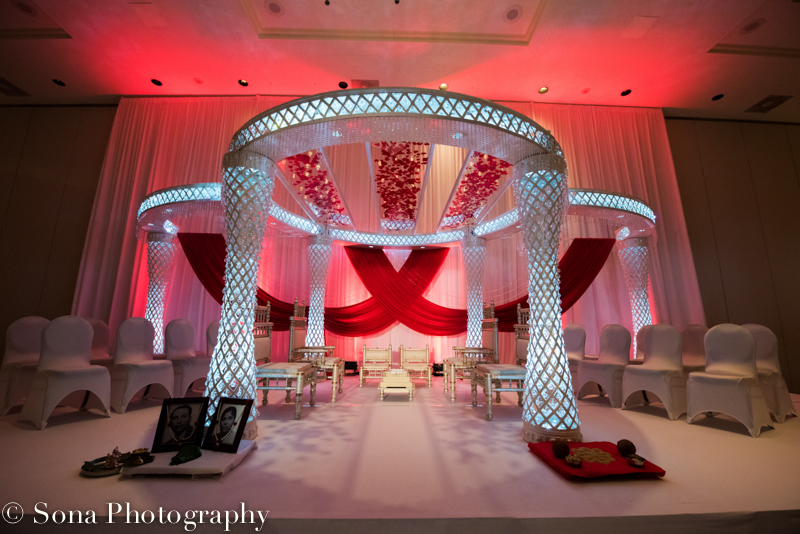 Roshni + Amit | Florida Wedding by Sona Photography Roshni + Amit | Florida Wedding by Sona Photography