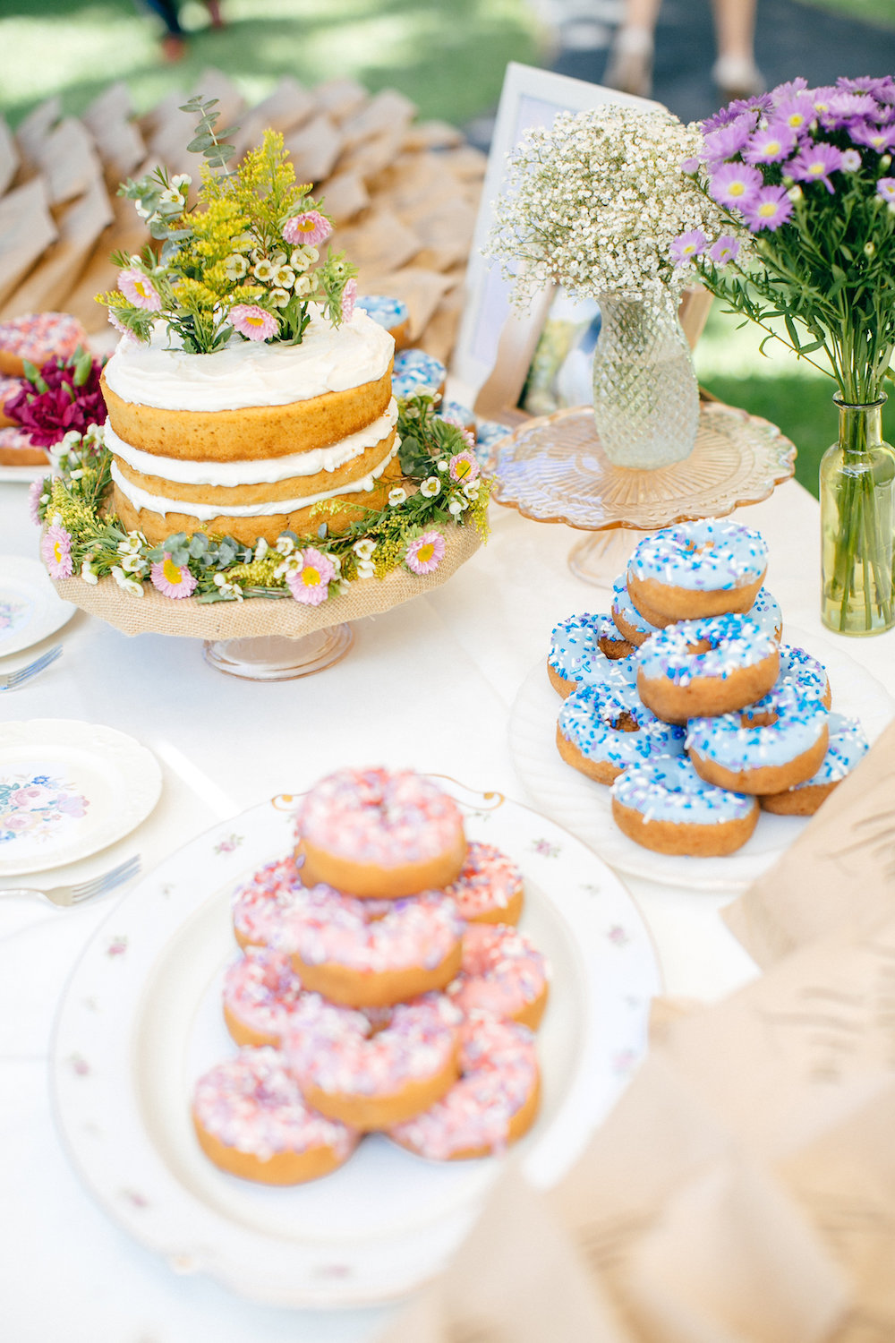 Wedding Cake Alternatives Roundup