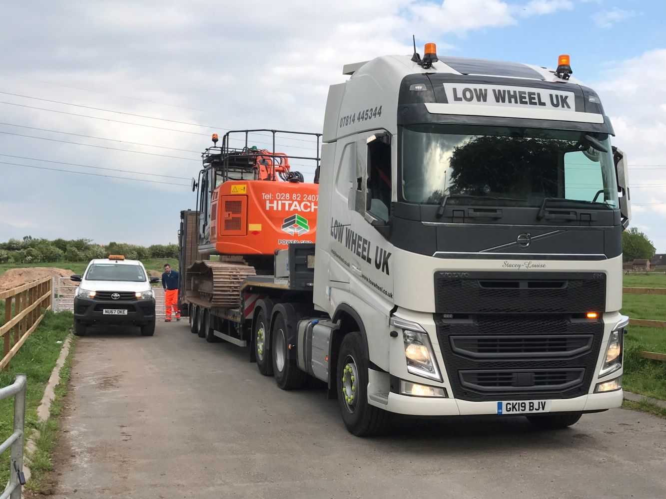 Machinery and oversize load transport