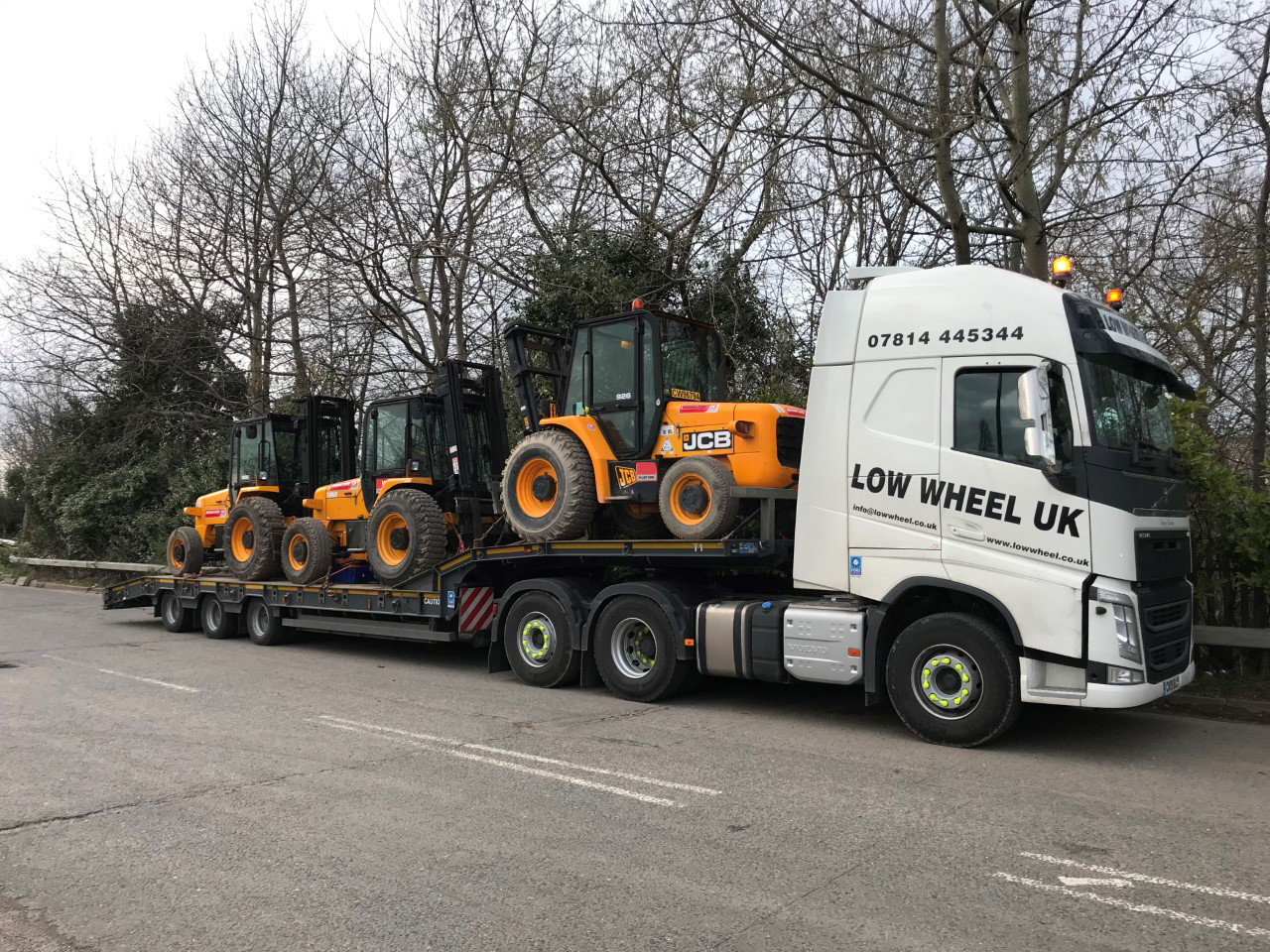 Plant and access machinery transport