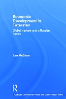 Book Cover for Economic Development in Tatarstan by Leo McCann