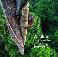 Book Cover for Wildlife Photographer of the Year Desk Diary 2019 by Natural History Museum