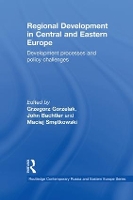 Book Cover for Regional Development in Central and Eastern Europe by Grzegorz Gorzelak