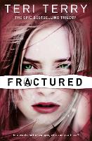 Book Cover for Fractured by Teri Terry