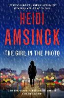 Book Cover for The Girl in the Photo by Heidi Amsinck