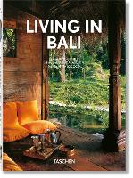 Book Cover for Living in Bali. 40th Ed. by Anita Lococo, Reto Guntli