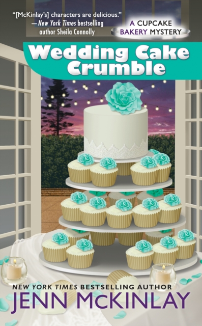 Book Cover for Wedding Cake Crumble by Jenn McKinlay