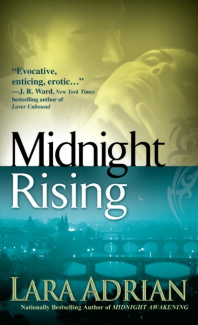 Book Cover for Midnight Rising by Lara Adrian