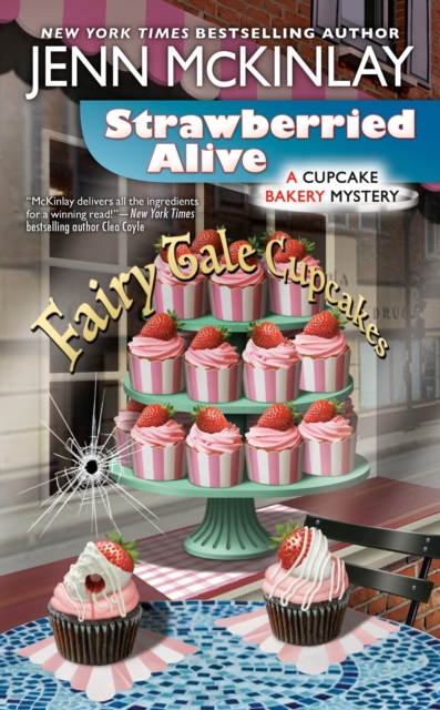 Book Cover for Strawberried Alive by Jenn McKinlay