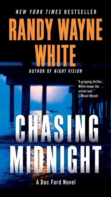 Book Cover for Chasing Midnight by Randy Wayne White