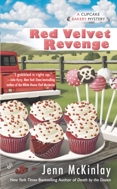 Book Cover for Red Velvet Revenge by Jenn McKinlay