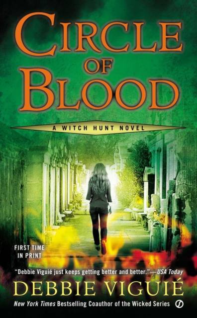 Book Cover for Circle of Blood by Debbie Viguie