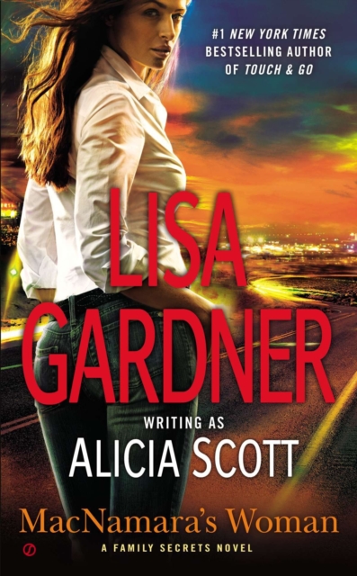 Book Cover for MacNamara's Woman by Lisa Gardner