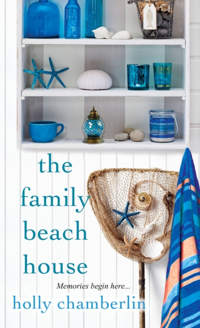 Book Cover for Family Beach House by Holly Chamberlin