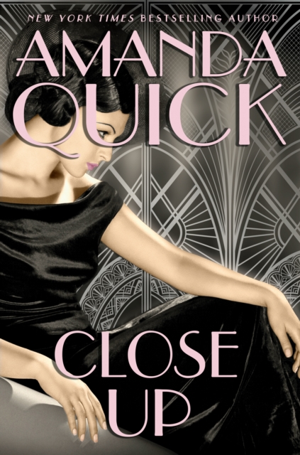 Book Cover for Close Up by Amanda Quick