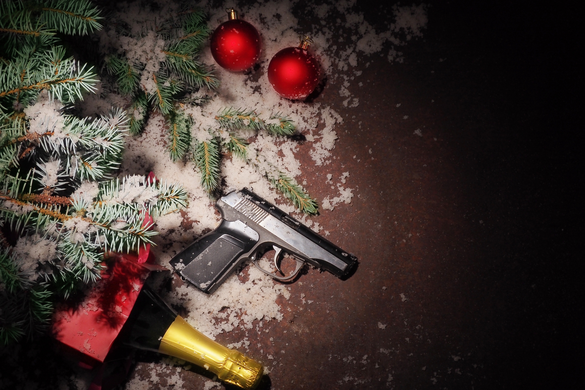 Sixteen Christmas Crime Stories For The Dogged Crime Lover: Unwrap A Murder This Christmas