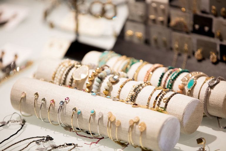 Jewelry Retail Merchandising Tips