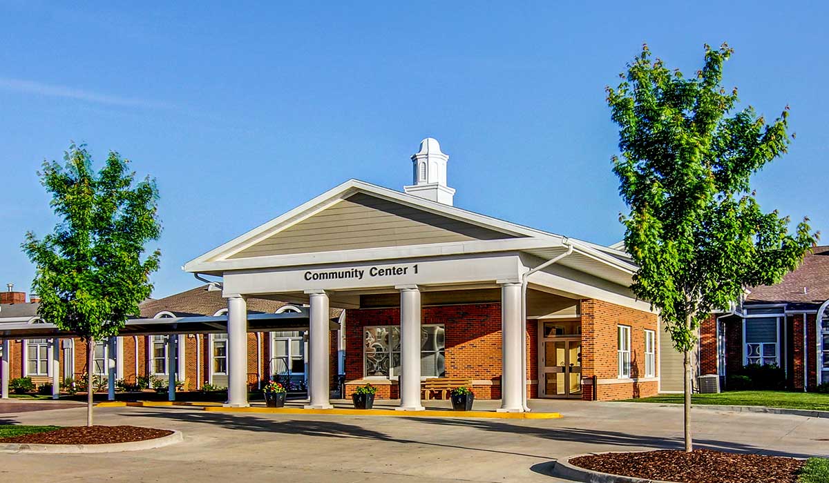 Assisted Living Columbia MO | Lenoir Woods | LSS