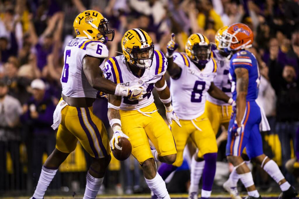 DEREK STINGLEY JR. SIGNED LSU TIGERS 8X10 NATIONAL CHAMPS PHOTO BECKETT  X43707