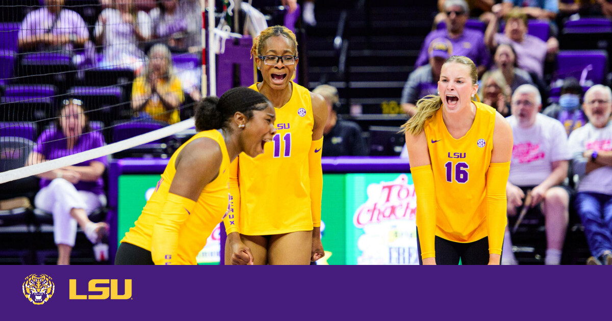 Gritty Performance Lifts Volleyball Over South Carolina in Five – LSU